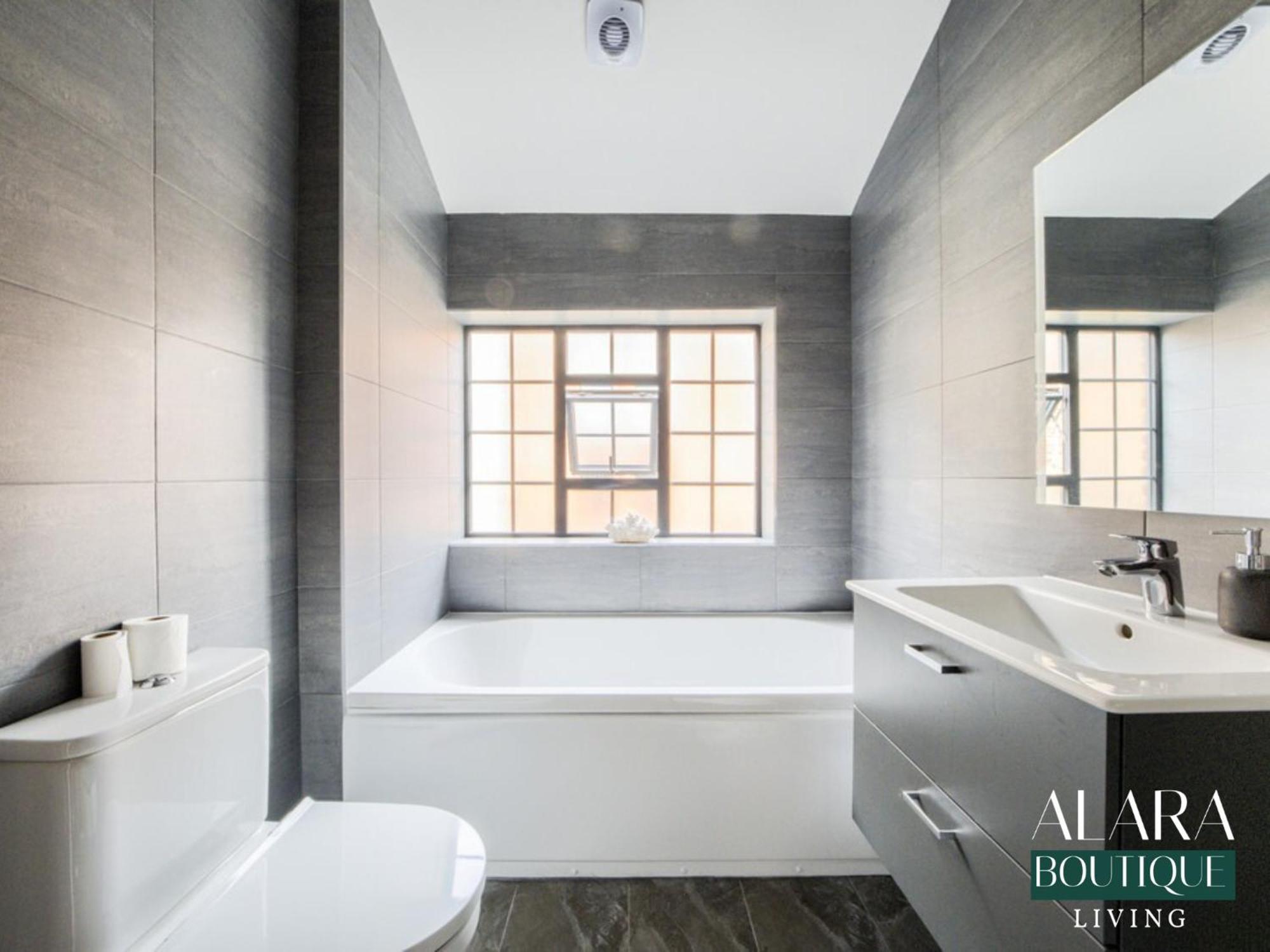 Luxury 3 Floor Townhouse Birmingham - Alara Boutique Livingアパートメント エクステリア 写真