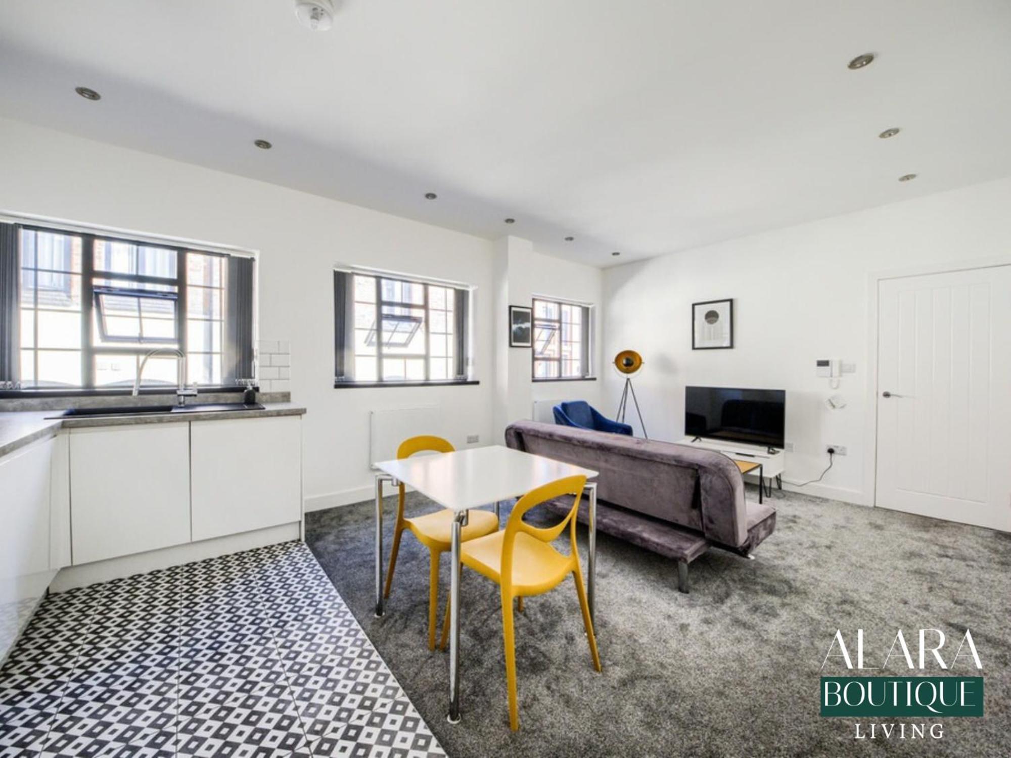 Luxury 3 Floor Townhouse Birmingham - Alara Boutique Livingアパートメント エクステリア 写真