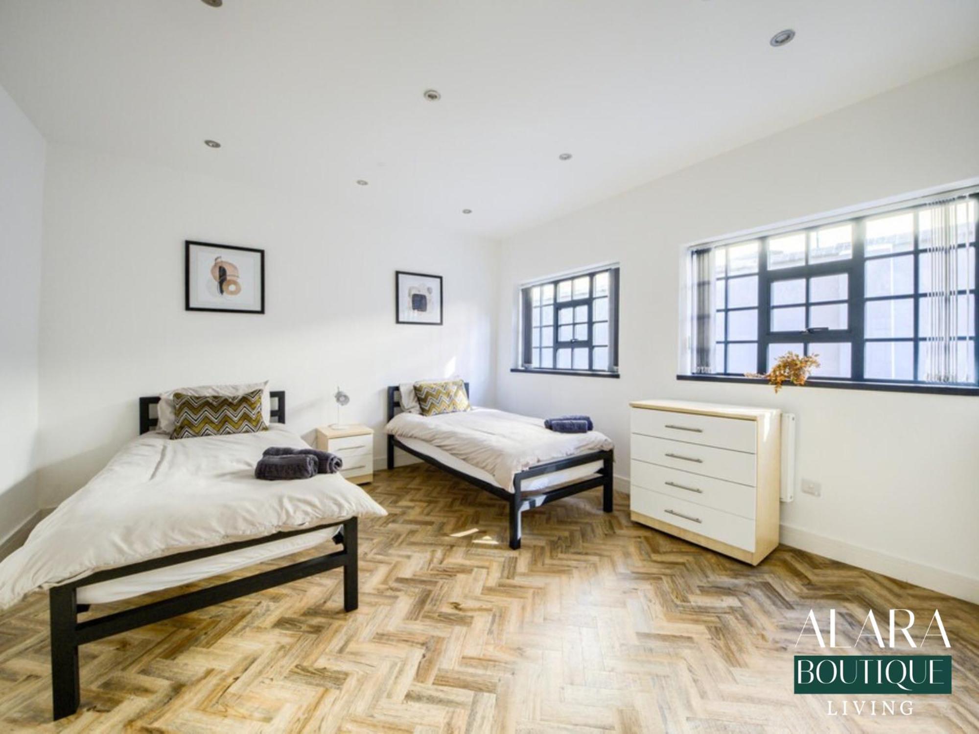 Luxury 3 Floor Townhouse Birmingham - Alara Boutique Livingアパートメント エクステリア 写真
